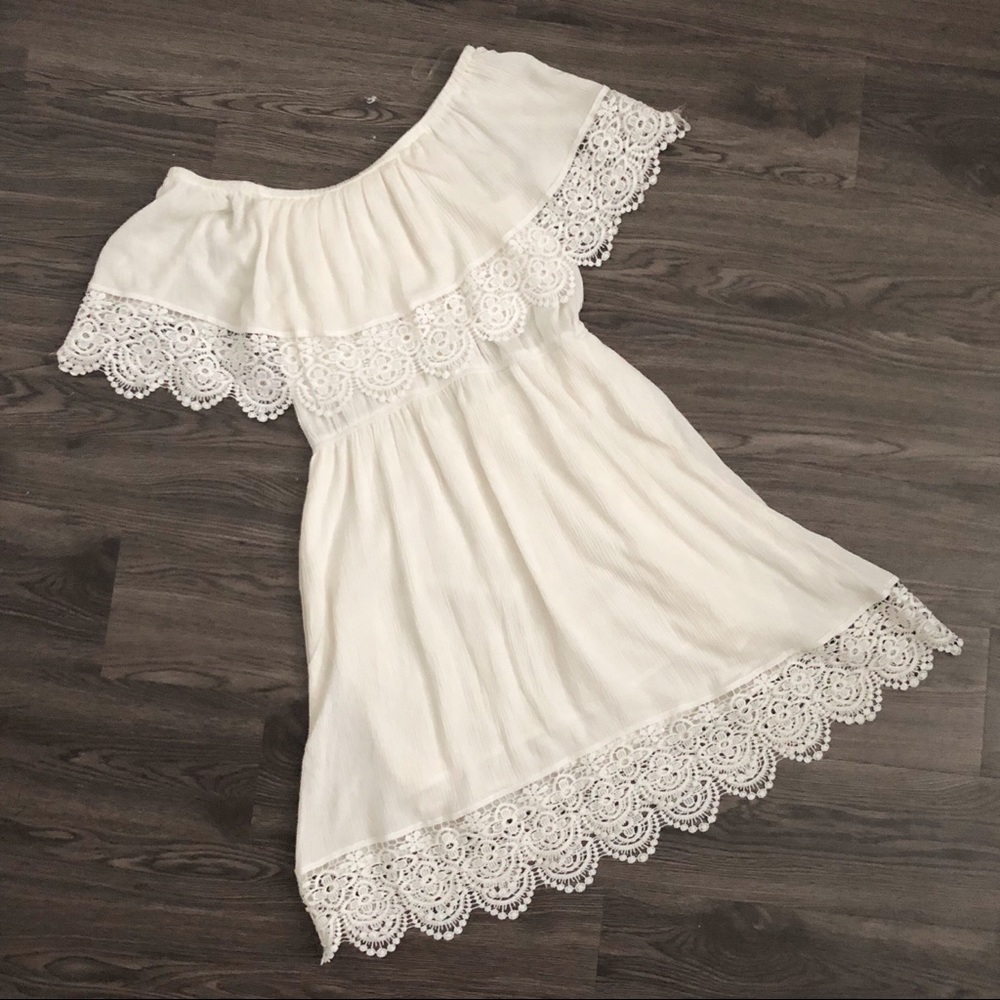 Off the Shoulder Crochet Lace dress